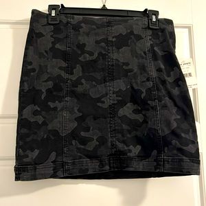 Free People black camp mini skirt. NWT!
